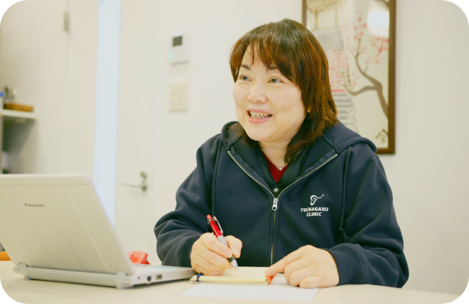 相談に応じる医療スタッフ